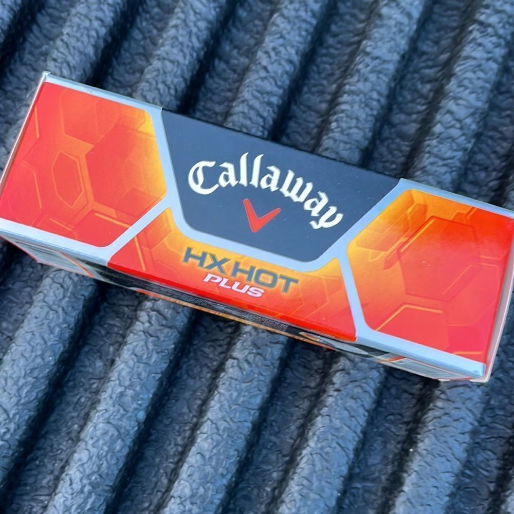 New callaway HX Hot Plus🏌🏽 one (3) Sleeve golf balls